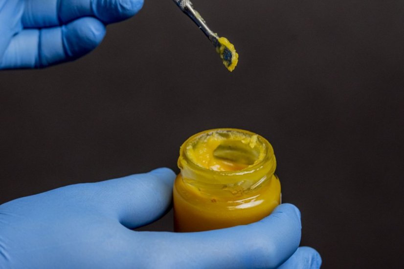 Budder ekstrakts 85% CBD, THC 0,2% (100 g - 5 000g)